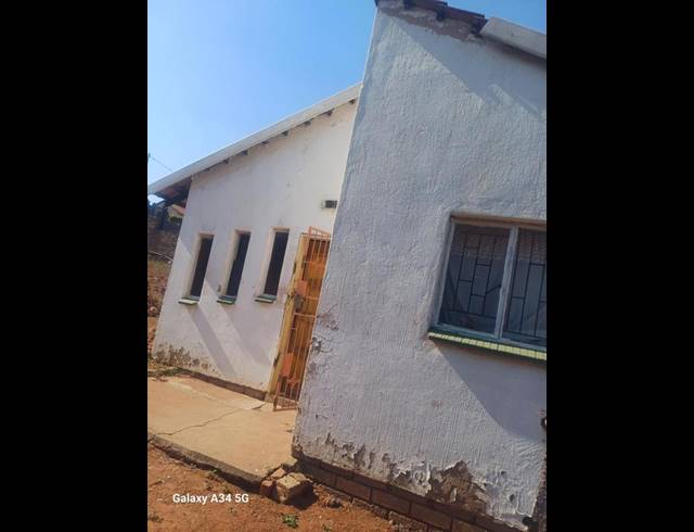 2 BEDROOM HOUSE FOR SALE IN SOSHANGUVE M